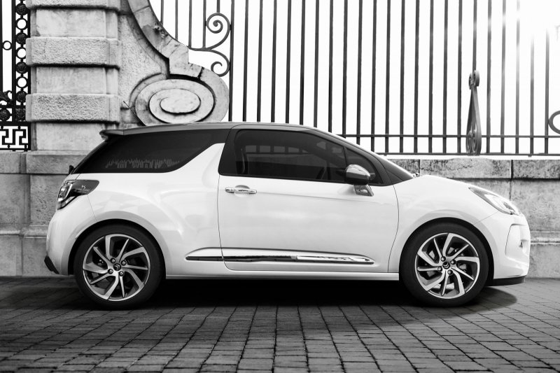 Citroen представил DS3 2015-го модельного года