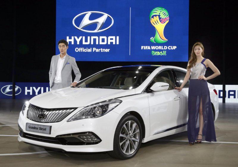 Hyundai Grandeur пережил рестайлинг и получил дизельный мотор