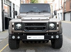 Land Rover Defender XS 110 Chelsea Wide Track от A. Kahn Design