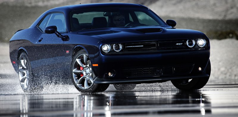 Тест-драйв Dodge Challenger SRT (2015)