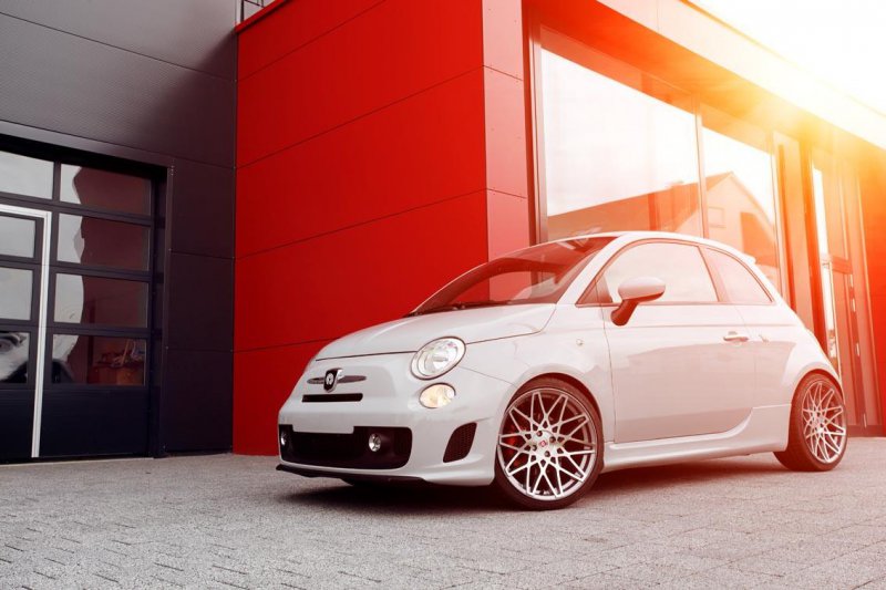 Ателье Pogea Racing доработало Fiat 500 Abarth 