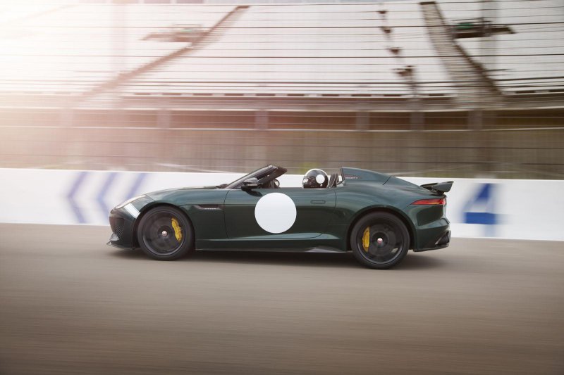 Jaguar рассекретил серийный родстер F-Type Project 7