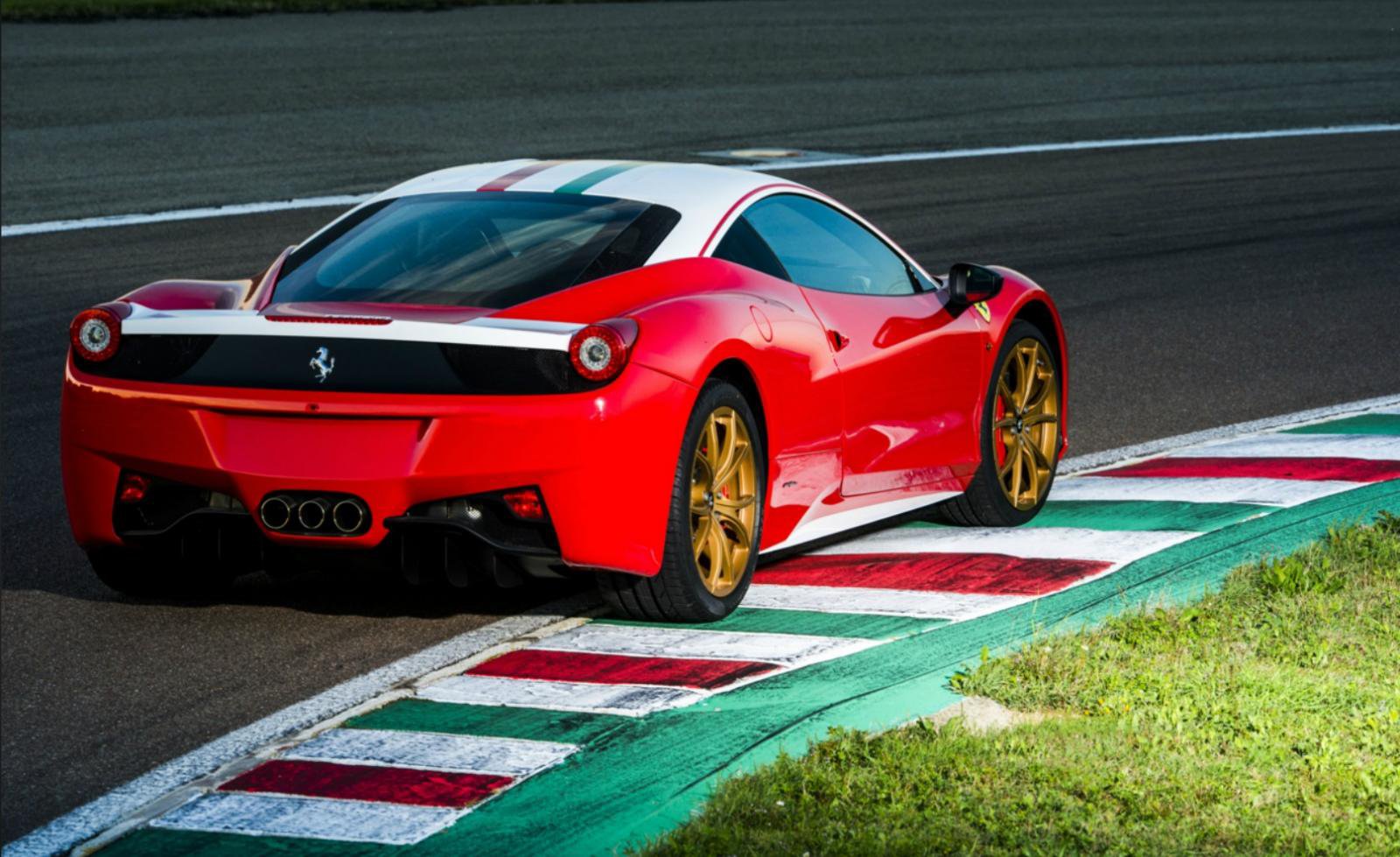 Ferrari 458 салатовая