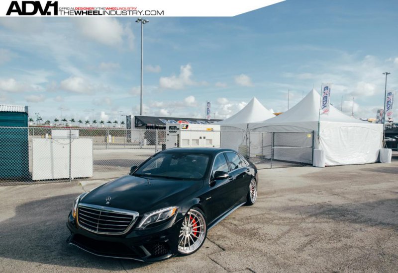 Mercedes-Benz S63 AMG W222 на дисках ADV.1 Wheels