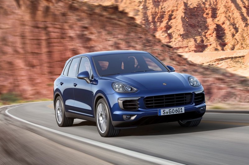 Porsche представил обновленную версию внедорожника Cayenne