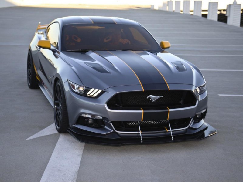 Ford представил F-35 Lightning II Edition Mustang GT