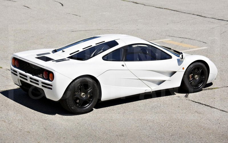 Уникальный суперкар McLaren F1 продадут минимум за 12 000 000$ 