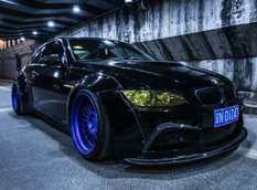 BMW M3 (E92) в уникальной настройке из Китая