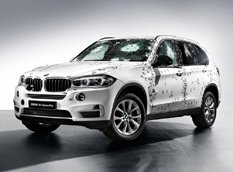 В Москве покажут бронированный крососвер BMW X5 Security Plus