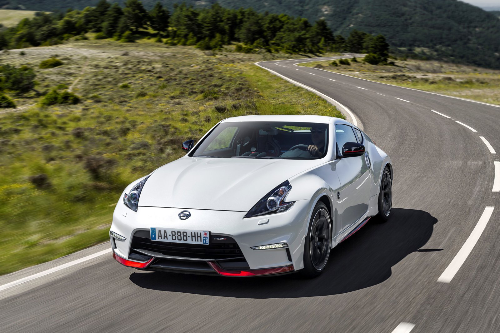 Ниссан 370 z Nismo