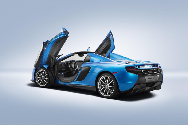 McLaren покажет уникальные суперкары 650S Spider и P1