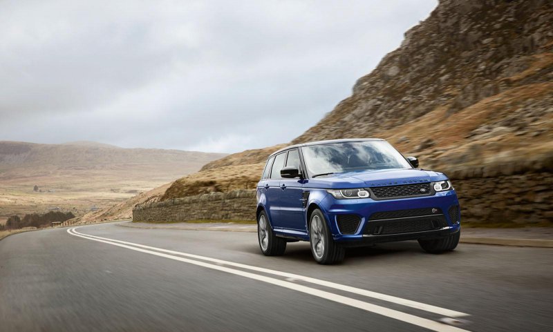 Land Rover рассекретил внедорожник Range Rover Sport SVR