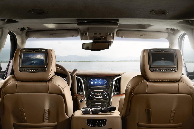 Топовый Cadillac Escalade Platinum оценили в 90 270$