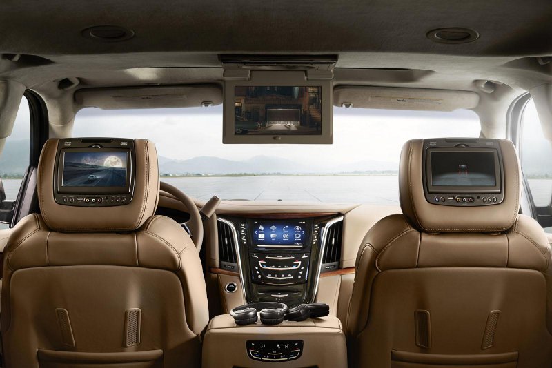 Топовый Cadillac Escalade Platinum оценили в 90 270$