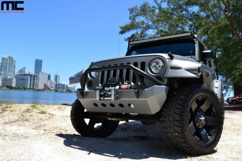 Jeep Wrangler Unlimited в исполнении ателье MC Customs