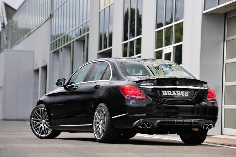 Ателье Brabus доработало Mercedes-Benz C-Class W205