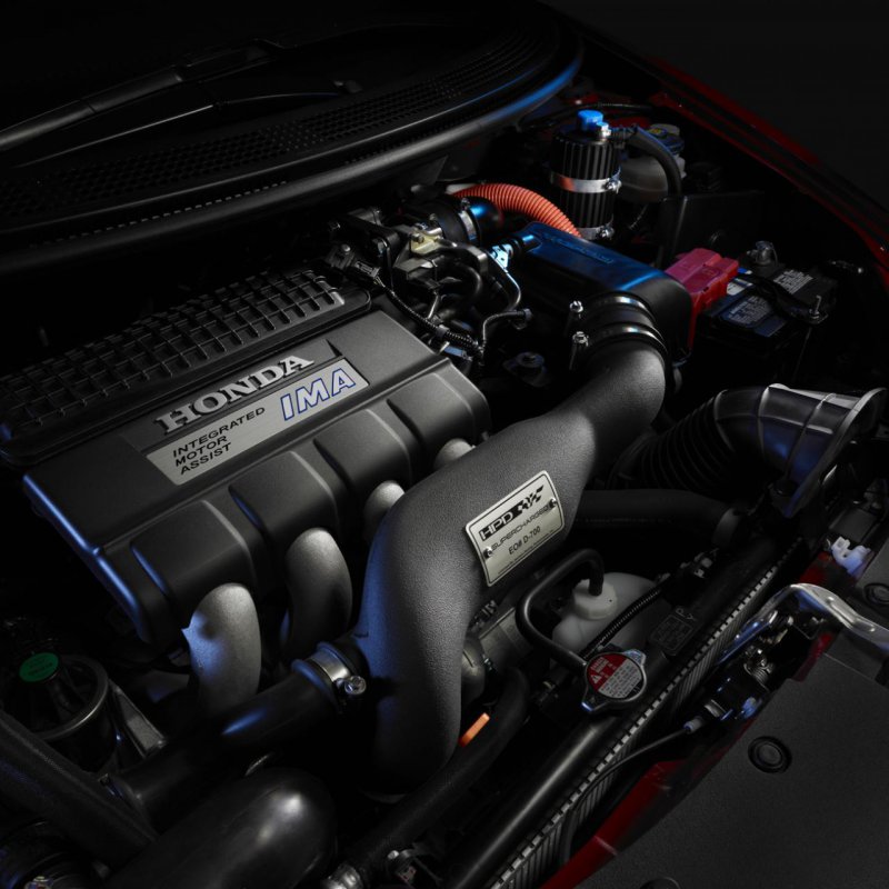 Honda предложила оборудовать хэтчбек CR-Z компрессором 