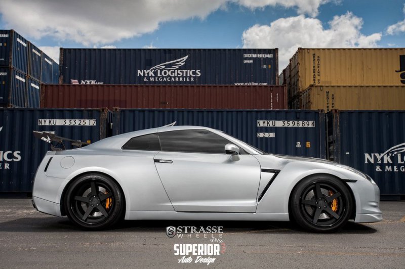 1000-сильный Nissan GT-R в тюнинге Superior Auto Design