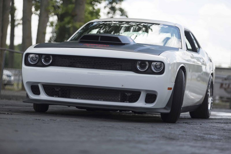 Dodge Challenger Drag Pak оснастили 7,0-литровым двигателем