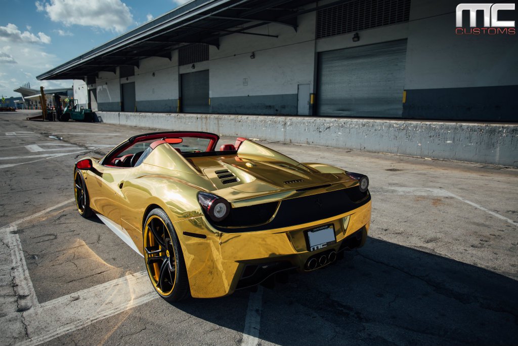 Ferrari 458 Spider Gold