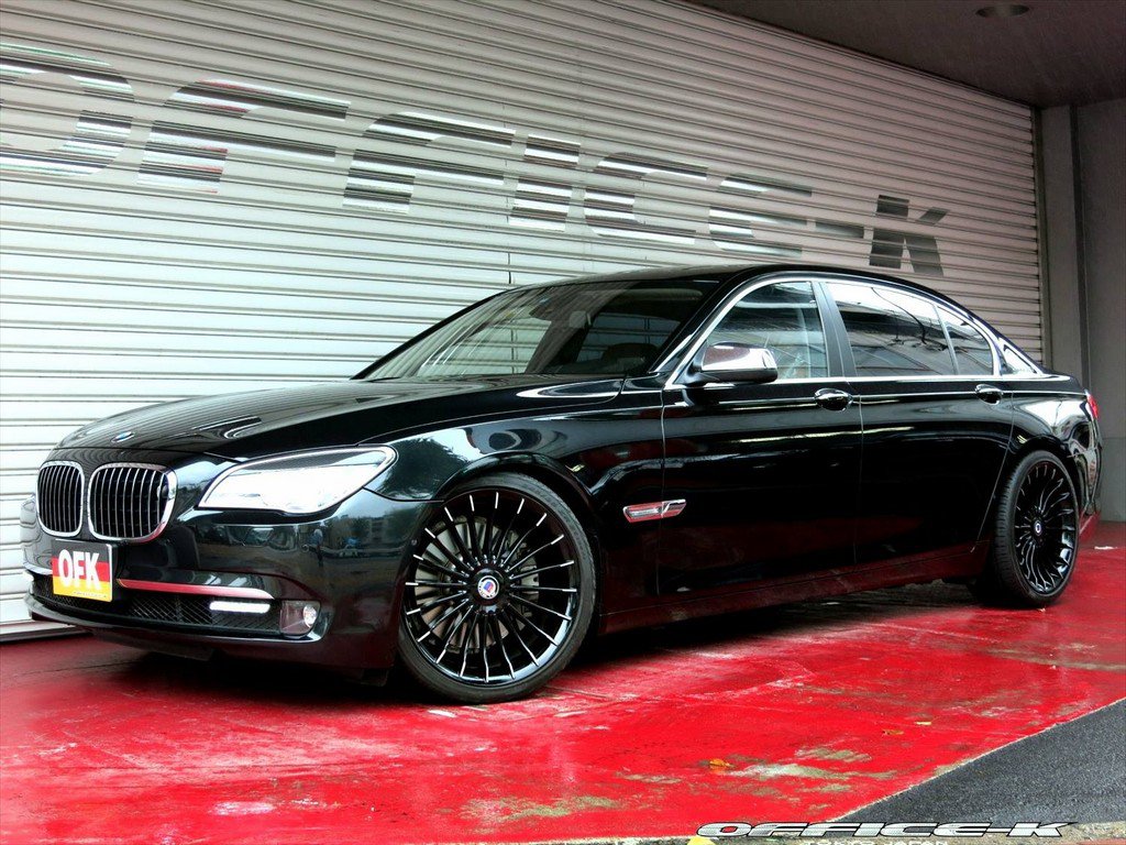 BMW m7 Chrome