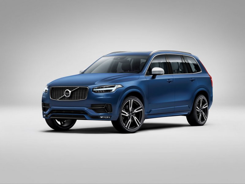 У нового внедорожника Volvo XC90 появилась версия R-Design