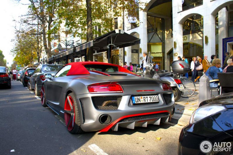 Audi R8 Spyder в обвесе Regula Tuning на улицах Дюссельдорфа