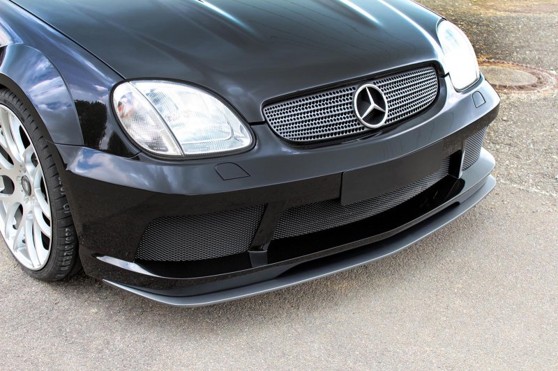 В ателье Lumma Tuning доработали Mercedes-Benz SLK 32 AMG 