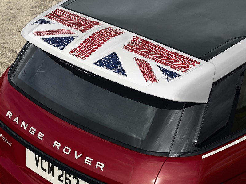 У кроссовера Range Rover Evoque появилась специальная версия SW1