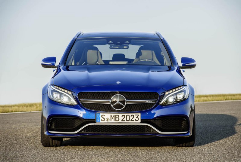 Mercedes презентовал «заряженные» версии C63 AMG и C63 AMG S
