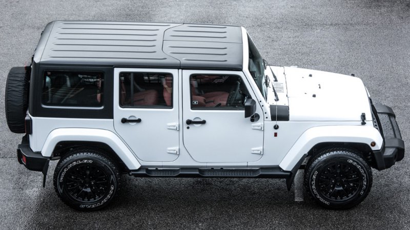 A. Kahn Design представил Kahn Jeep Wrangler Sahara CJ300 LE