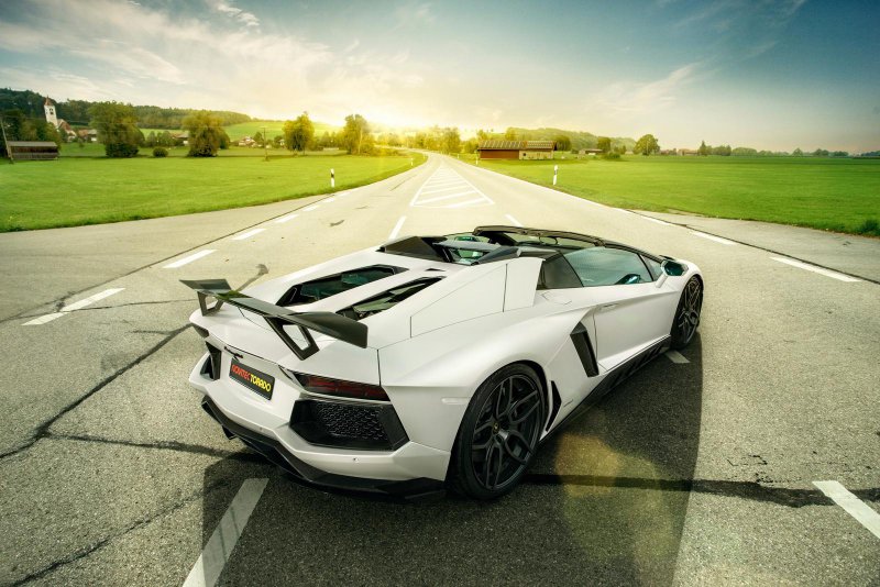 Lamborghini Aventador LP700-4 Roadster от Novitec Torado