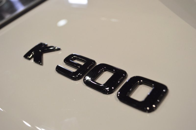 SEMA 2014: Kia представила 650-сильный седан K900