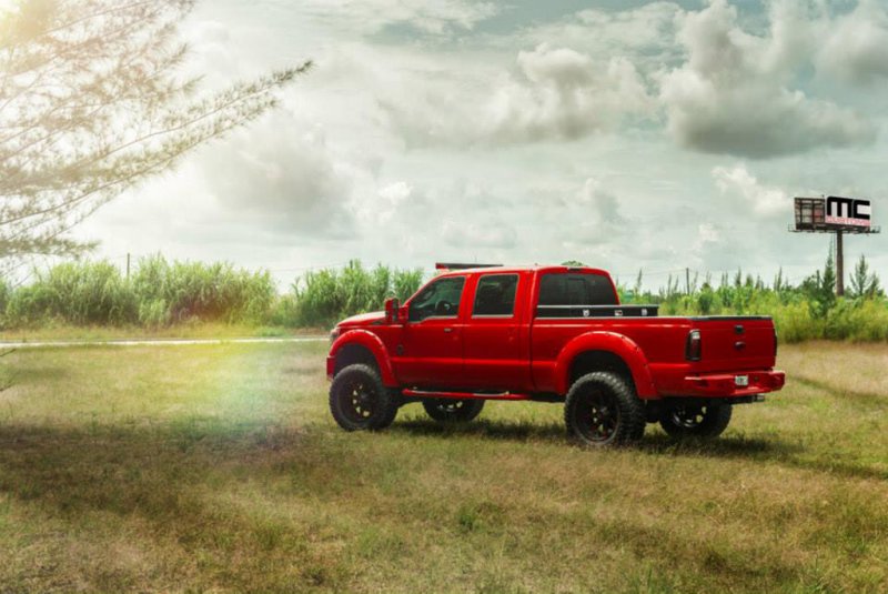 MC Customs персонализировал пикап Ford F-250