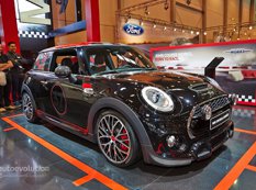 Эссен 2014: MINI Cooper S со спорт-пакетом JCW