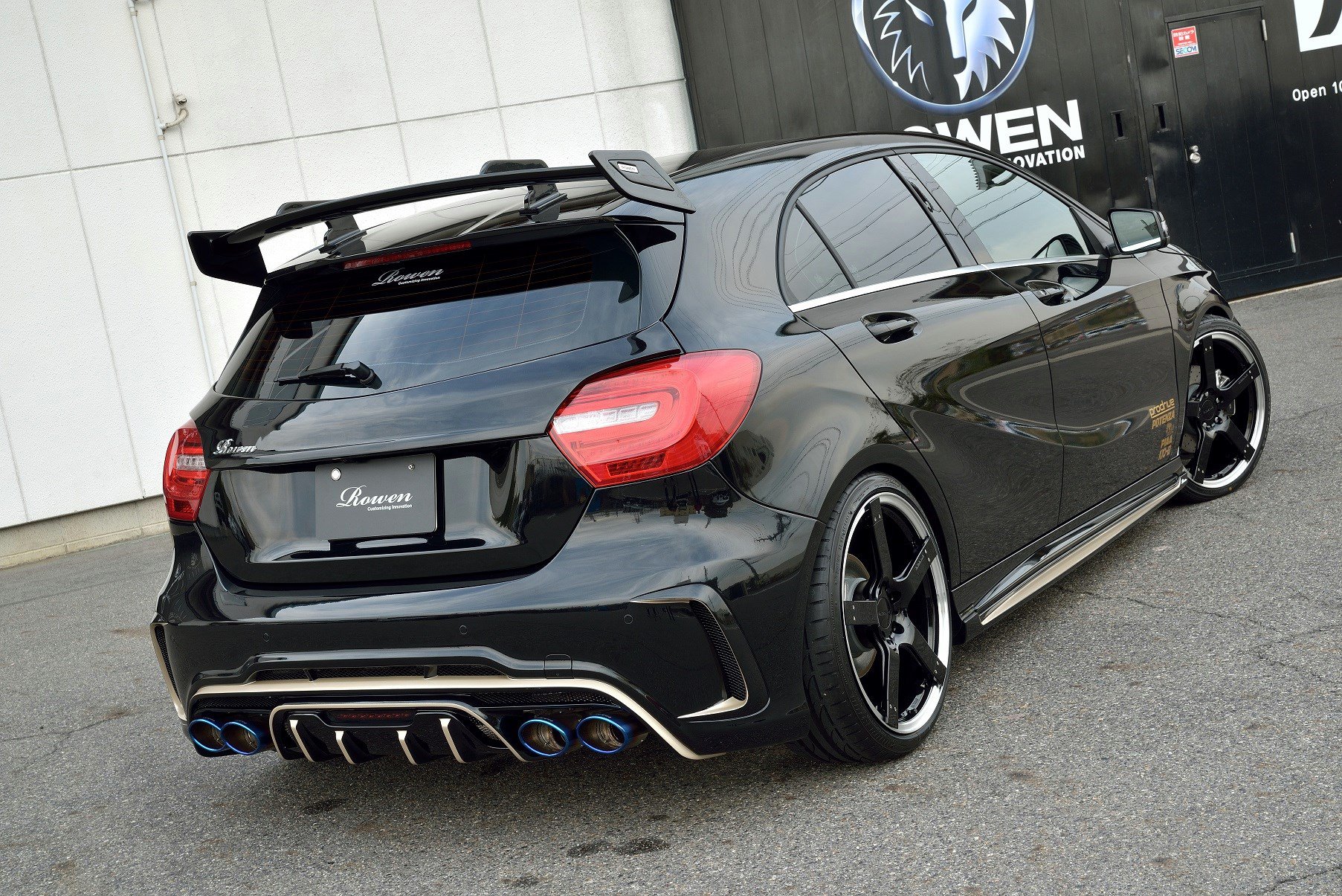 Mercedes A-Class (W176) в тюнинге Rowen Japan » Автомобили и тюнинг