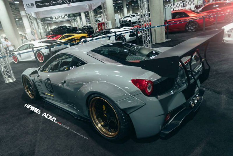 Ferrari 458 Italia в обвесе Liberty Walk от Platinum Motorsport  