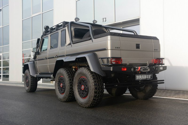 Mercedes-Benz G63 6&#215;6 с внедорожным пакетом от Brabus