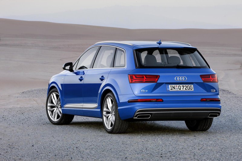 Audi представила новое поколение внедорожника Q7
