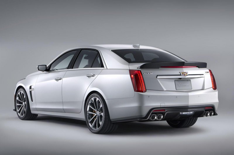 Cadillac представил новый 640-сильный седан CTS-V