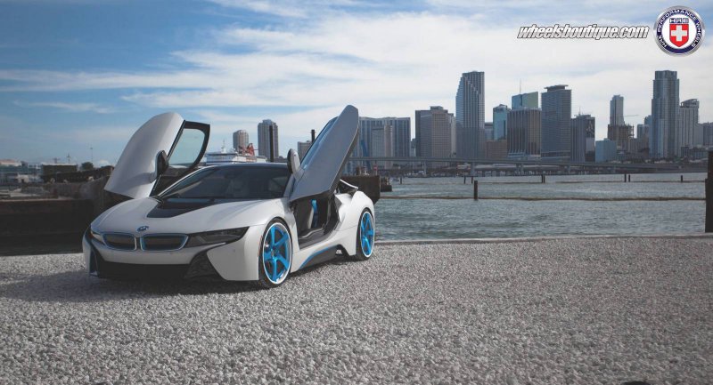 BMW i8 на дисках от HRE Wheels