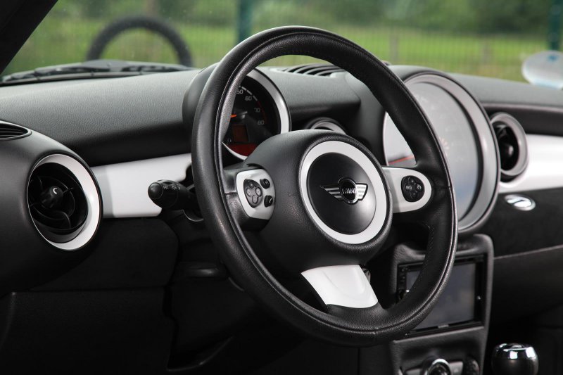 MINI Clubman S в исполнении Mac Audio