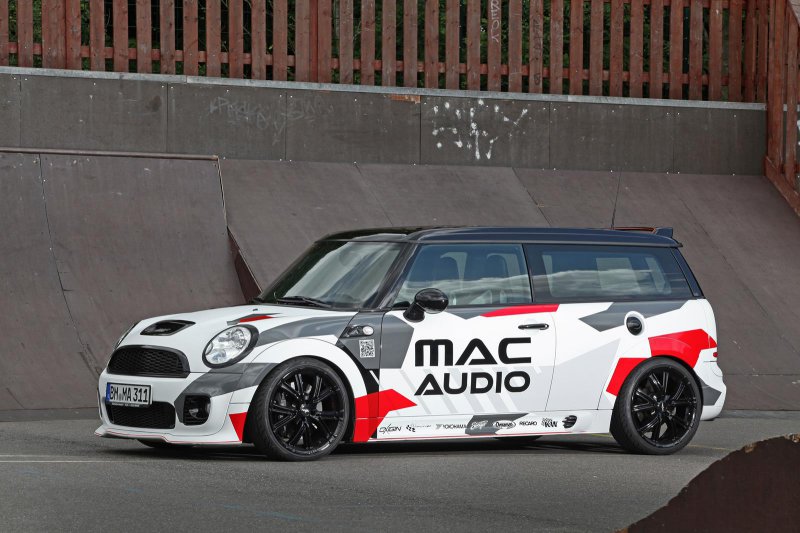 MINI Clubman S в исполнении Mac Audio