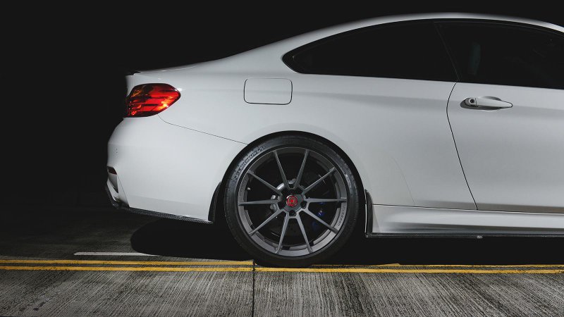 BMW M4 Coupe в обвесе RevoZport