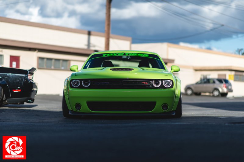 Шоу-кар Dodge Challenger Scat Pack Project Hulk