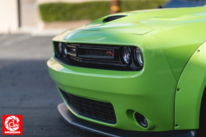 Шоу-кар Dodge Challenger Scat Pack Project Hulk