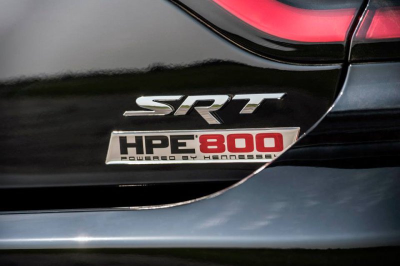 805-сильный Dodge Charger SRT Hellcat HPE800 от Hennessey Performance