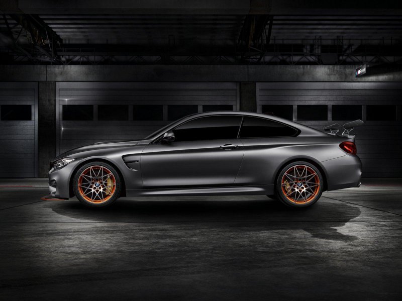 Компания BMW рассекретила «заряженный» концепт M4 GTS