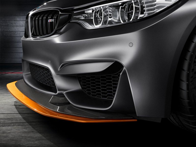 Компания BMW рассекретила «заряженный» концепт M4 GTS