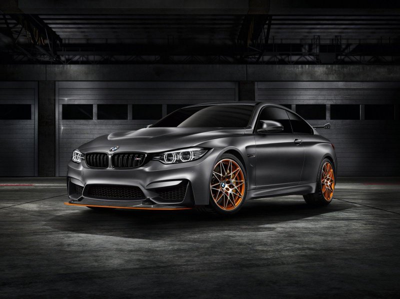 Компания BMW рассекретила «заряженный» концепт M4 GTS